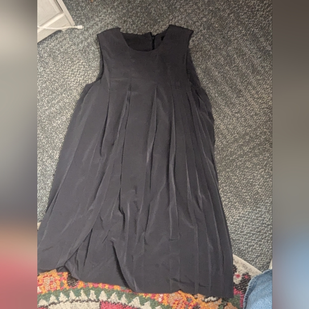 Pleated Silk Vera Wang Shift Dress
